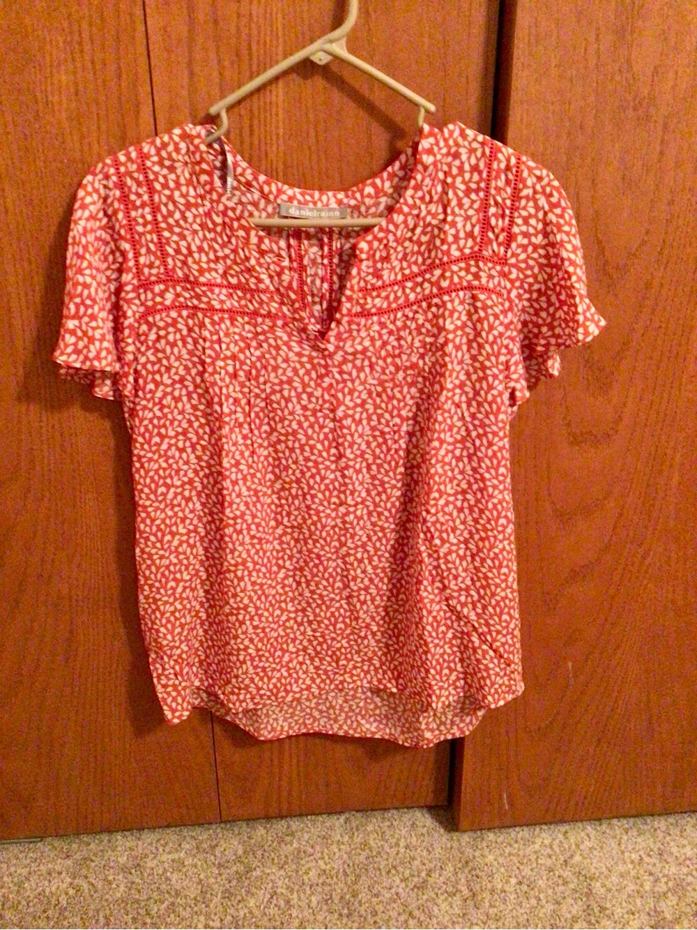Daniel Rainn Red/Orange and White Printed Flutter-Sleeve Blouse